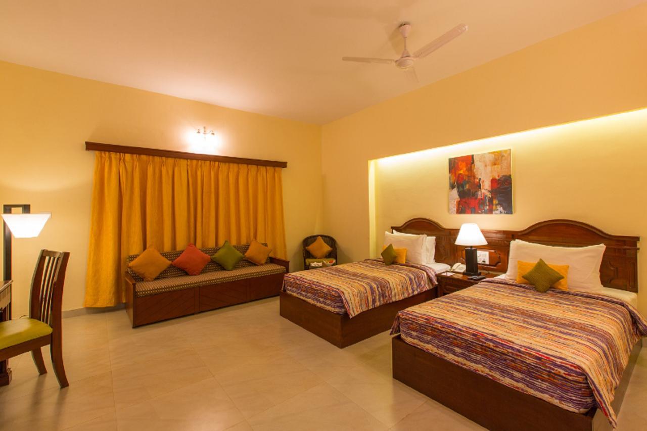 Viva Hotel Near Madgaon Railway Station Exteriör bild