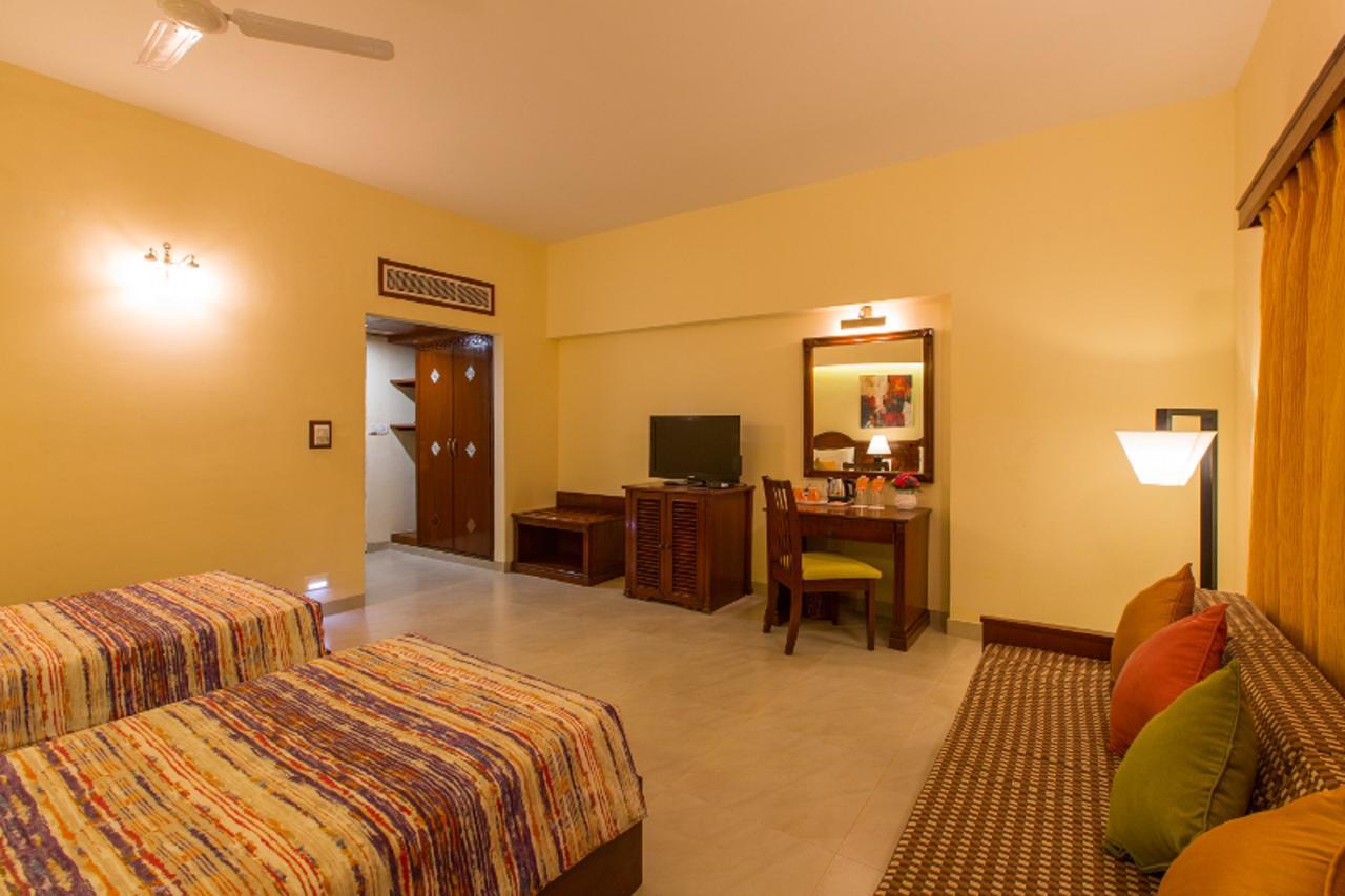 Viva Hotel Near Madgaon Railway Station Exteriör bild